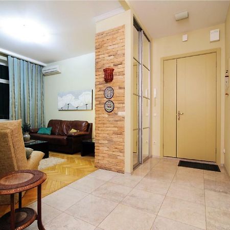 Vip-Kvartira By On The Academy Of Sciences Apartment Minsk Ngoại thất bức ảnh