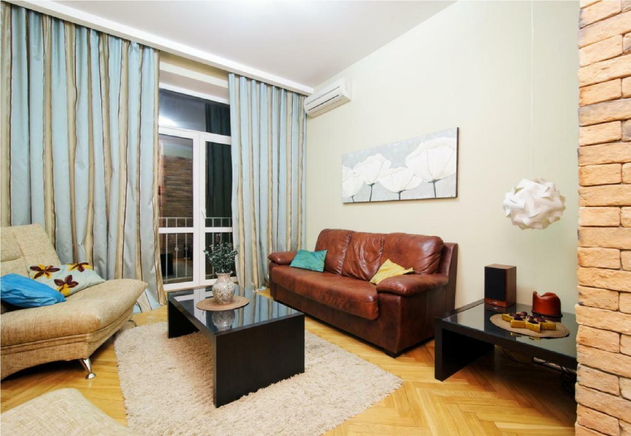 Vip-Kvartira By On The Academy Of Sciences Apartment Minsk Ngoại thất bức ảnh